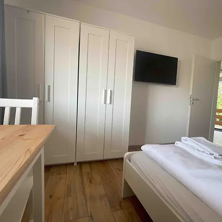 Sad163 - Moeblierte Monteurwohnung Mit Balkon Schwandorf in Bayern